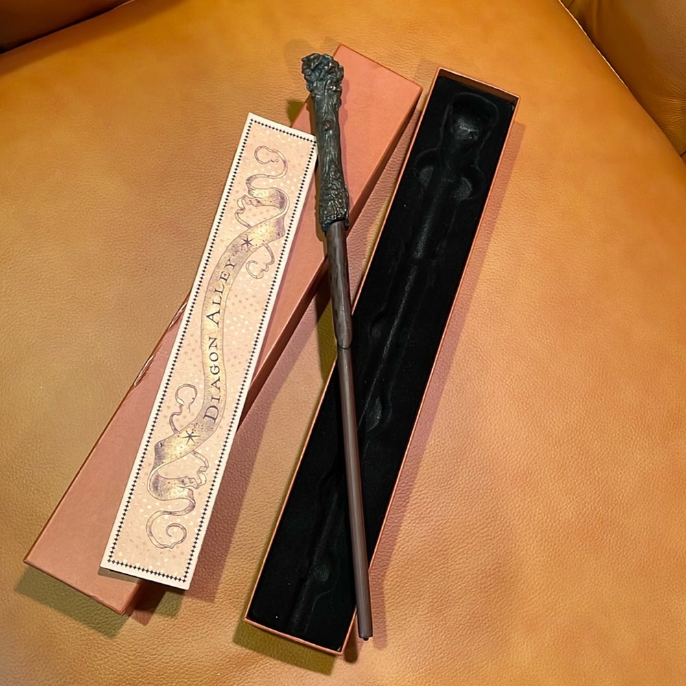 Harry Potter Interactive Wand STILL WORKS!!! Older Gen.